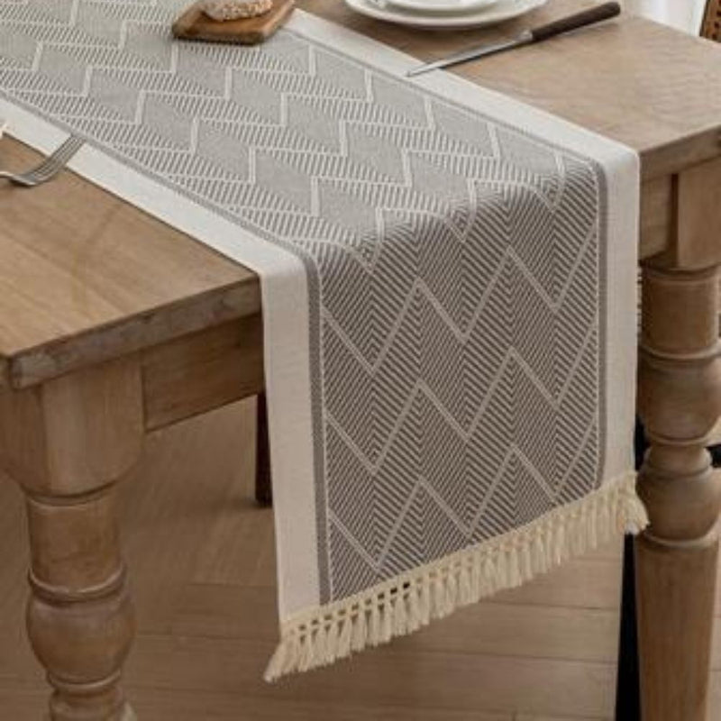 Woven Table Runner with Zigzag Pattern and Fringes for Stylish Tables