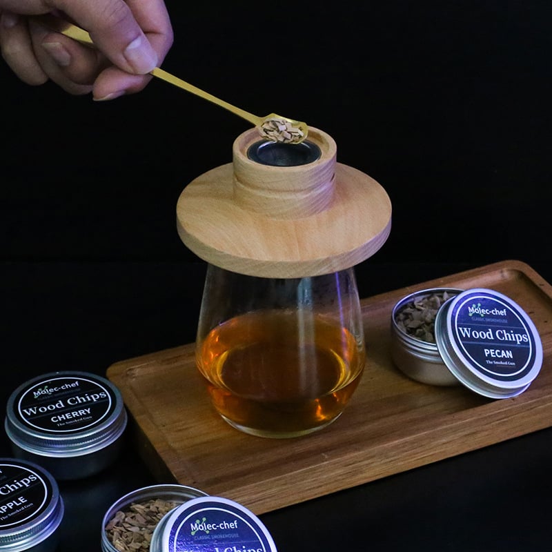 Wooden Cocktail Smoker Kit for Whisky, Drinks and Food Infusion