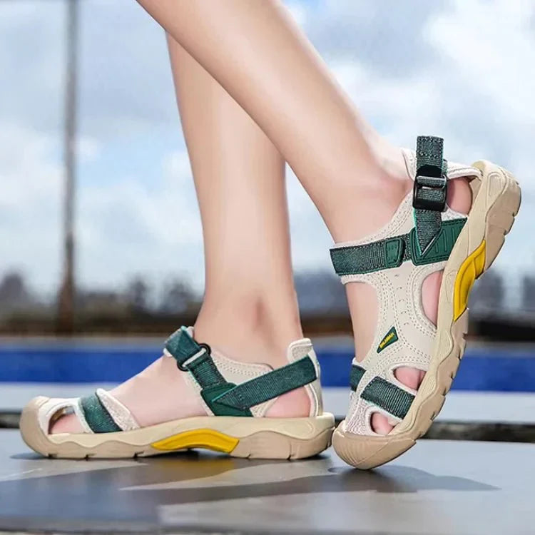 Unisex Outdoor Sandals with Cushioned Sole and Adjustable Straps