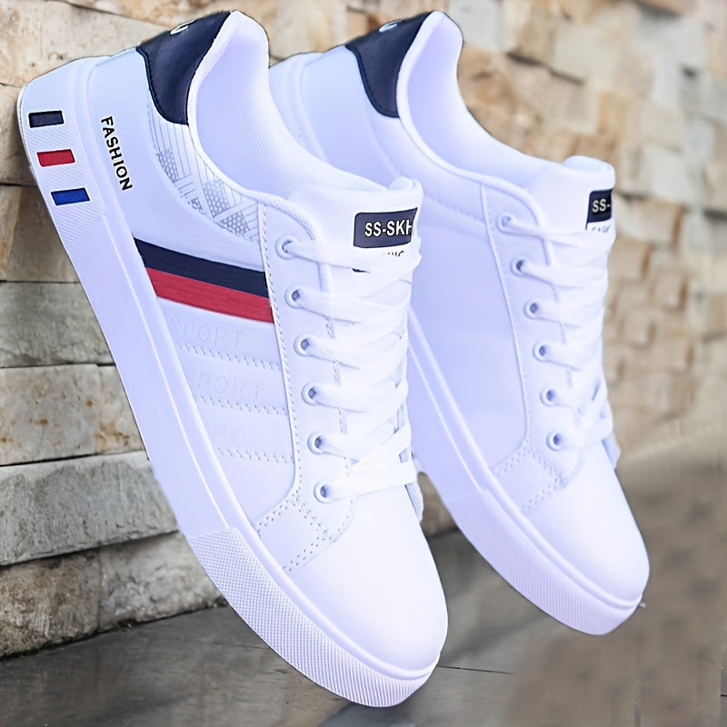 Lace-up Sneakers for Men – Striped Design and Excellent Grip for Athletic Activities