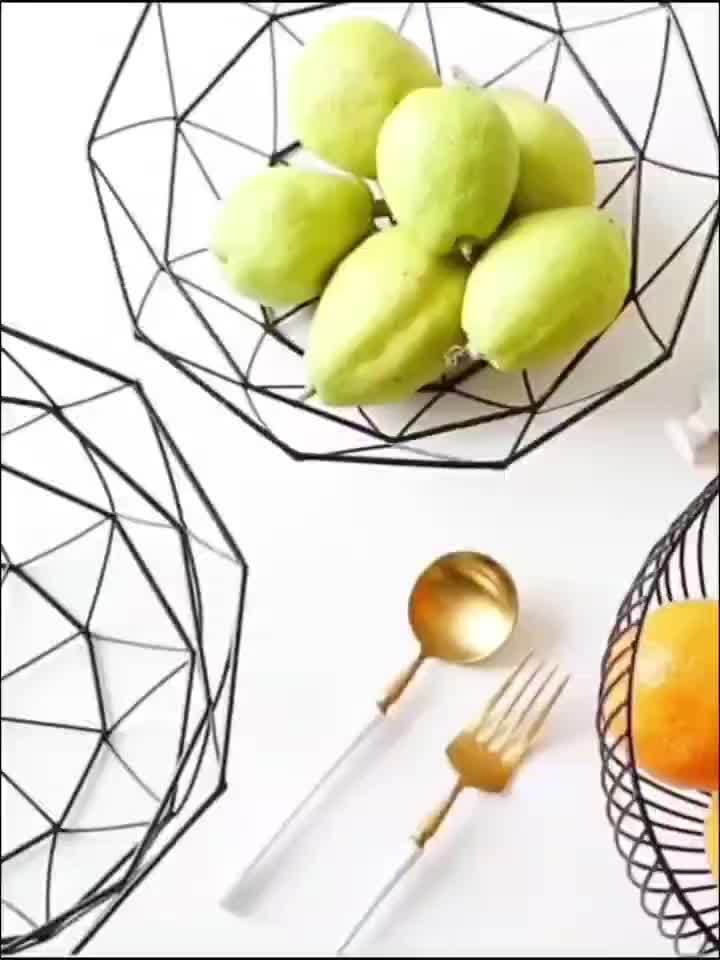 Round Metal Fruit Bowl for Table and Kitchen – Minimalist and Decorative Design