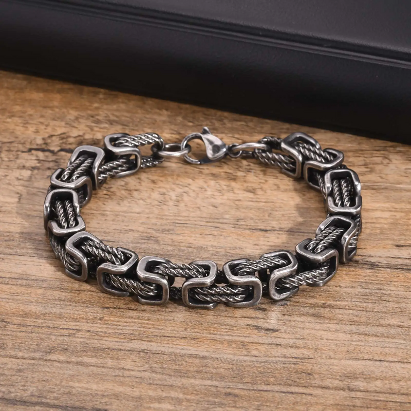 Men's Stainless Steel Bracelet – Woven Links and Scratch-Resistant Finish