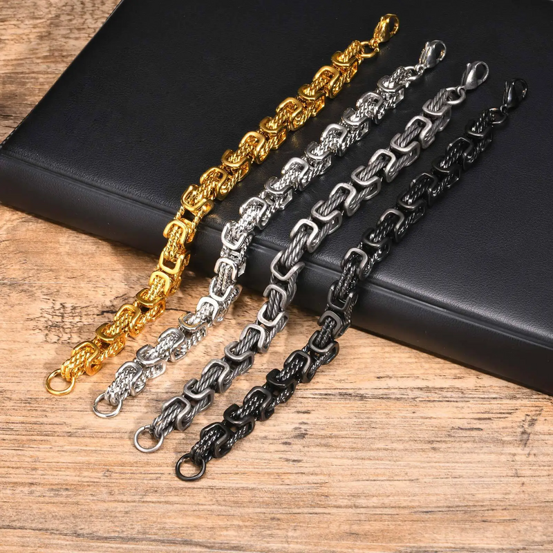 Men's Stainless Steel Bracelet – Woven Links and Scratch-Resistant Finish