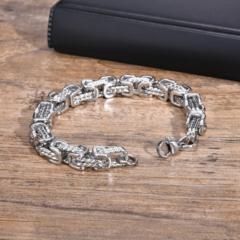 Men's Stainless Steel Bracelet – Woven Links and Scratch-Resistant Finish