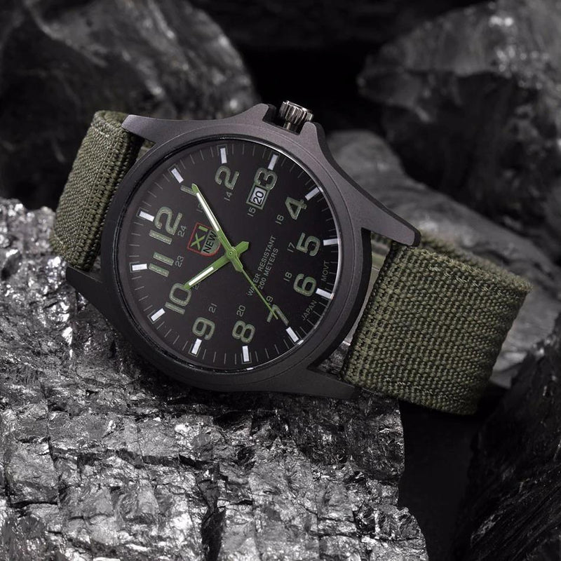 Robust Water-Resistant Men's Watch with Military Design and Date Function