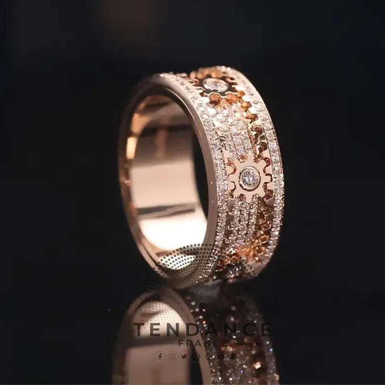 Decorative Zirconium Band Ring with Textured Layered Design