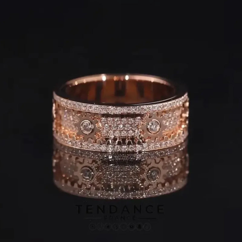 Decorative Zirconium Band Ring with Textured Layered Design