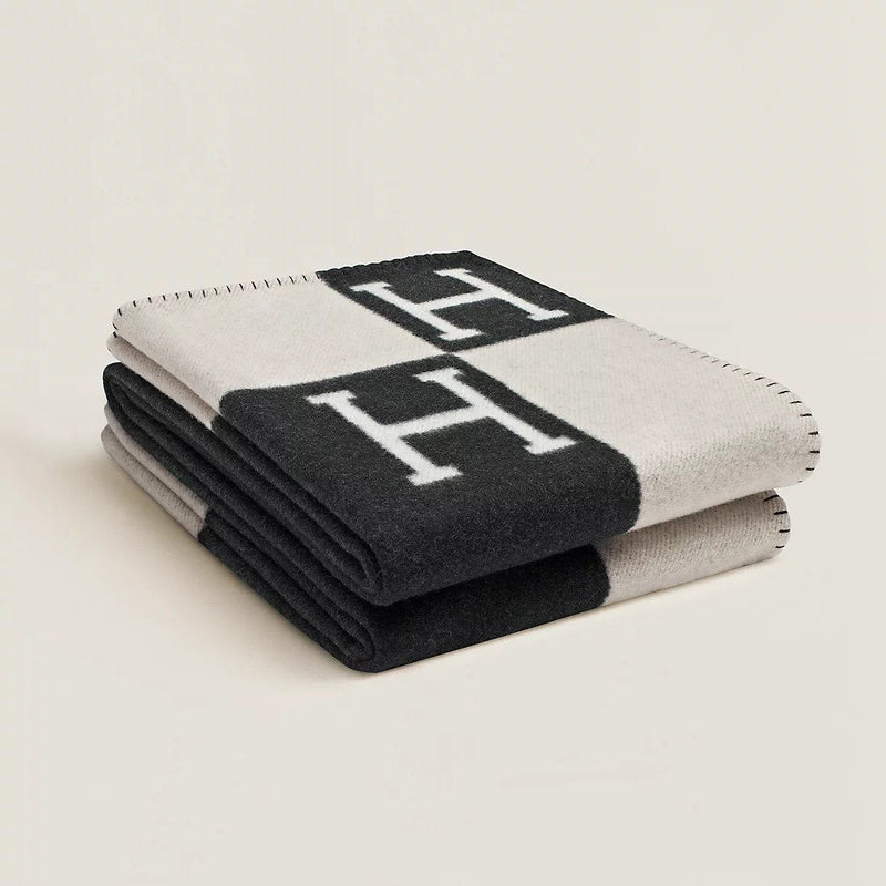 Luxury Wool Cashmere Throw Blanket – 140x170 cm – Ultra Soft & Warm