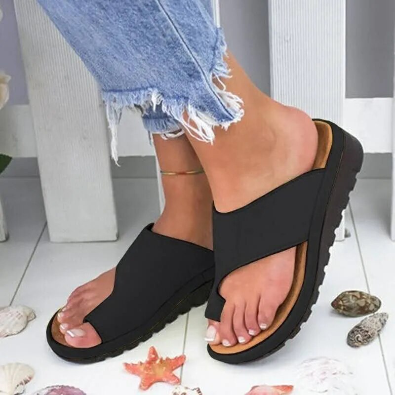 Comfortable Ladies' Slippers with Ergonomic Footbed and Sturdy Sole