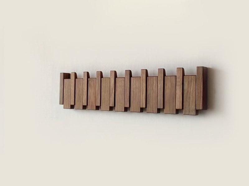 Wall-Mounted Wooden Coat Rack with Foldable Magnetic Hooks