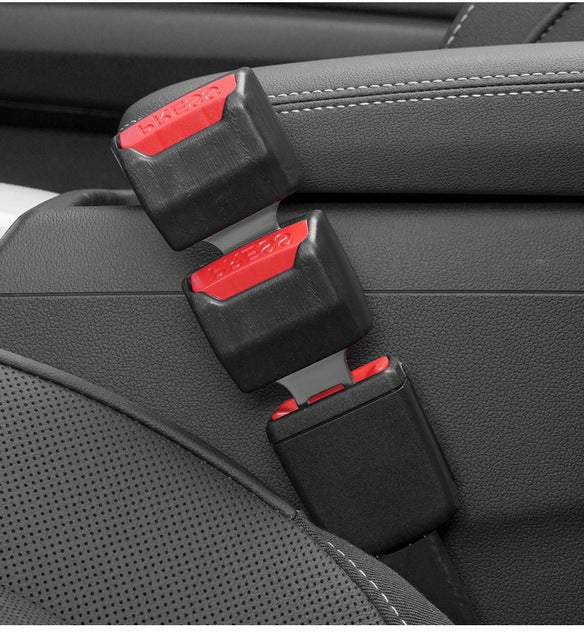 Seatbelt Extension Clip – Practical and User-Friendly