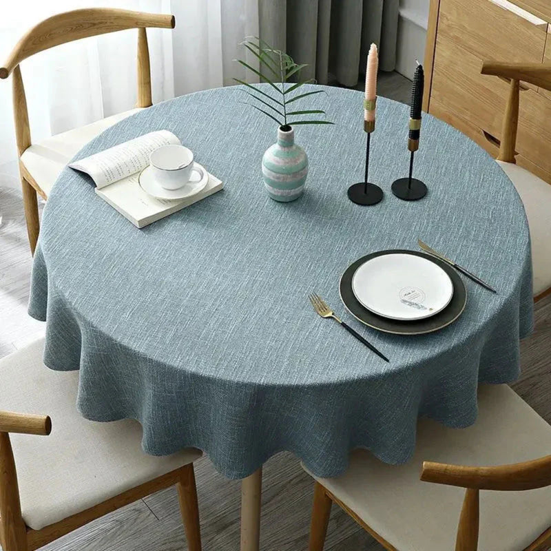Linen Tablecloth with Woven Texture for a Stylish and Practical Table