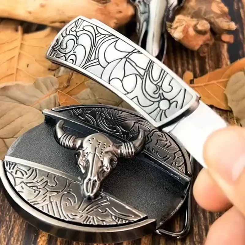 Western Oval Belt Buckle with Decorative Motif