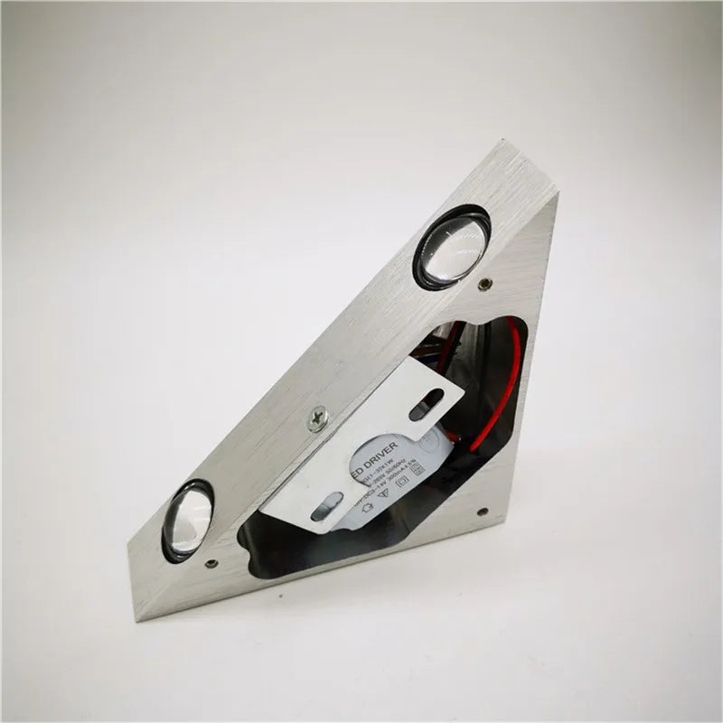 Modern LED Wall Lamp with Triangular Design for Atmospheric Wall Lighting