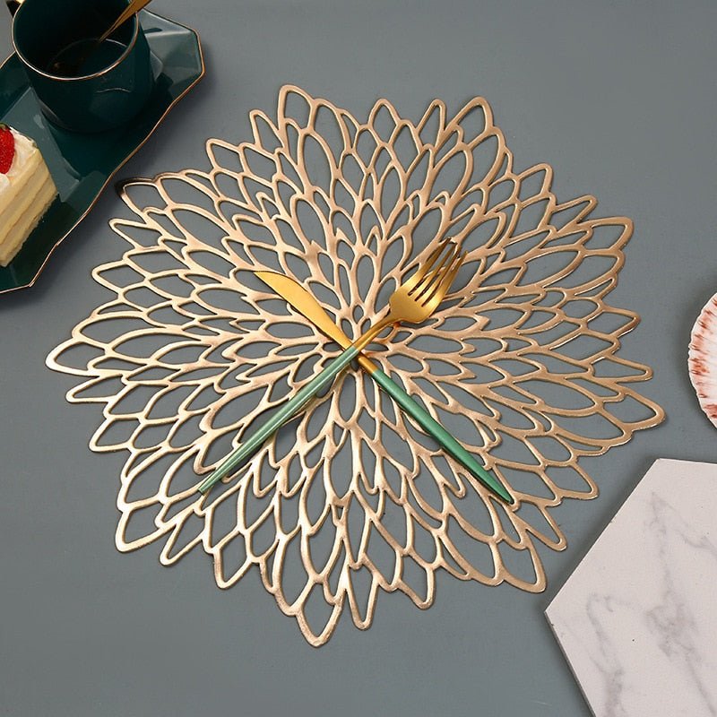 Decorative Round Placemat with Heat-Resistant Non-Slip Design
