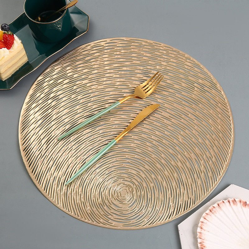 Decorative Round Placemat with Heat-Resistant Non-Slip Design