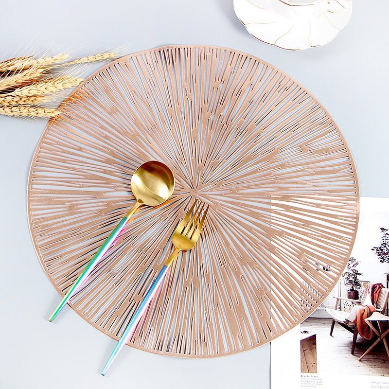 Decorative Round Placemat with Heat-Resistant Non-Slip Design