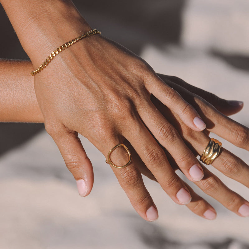 Oval Ring in Stainless Steel with an Elongated Open Frame