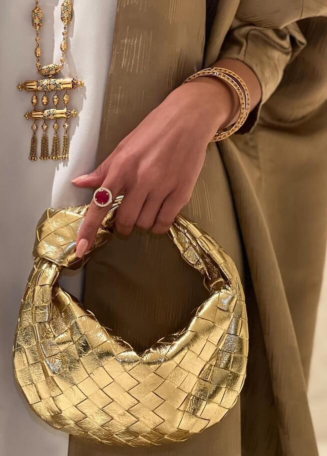 Woven Mini Handbag for Everyday Use