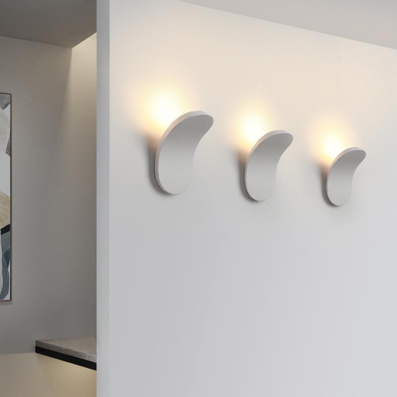 Modern Curved LED Wall Sconce with Soft Ambient Light