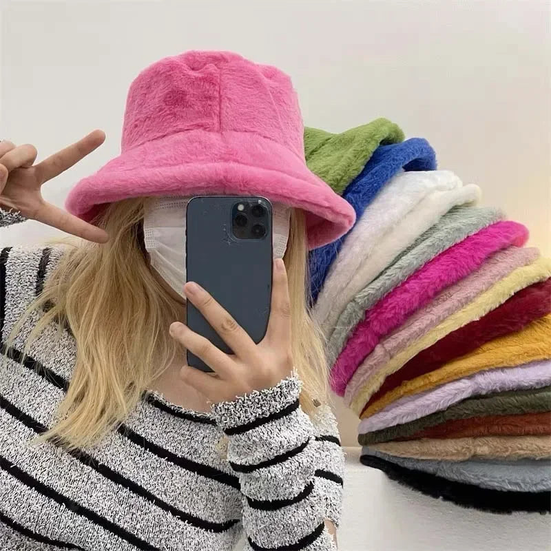 Bucket Hat for Women with Faux Fur and a Downward Brim