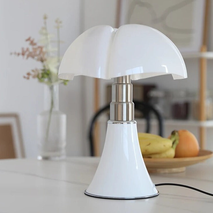 Dimmable Flower-Shaped LED Table Lamp