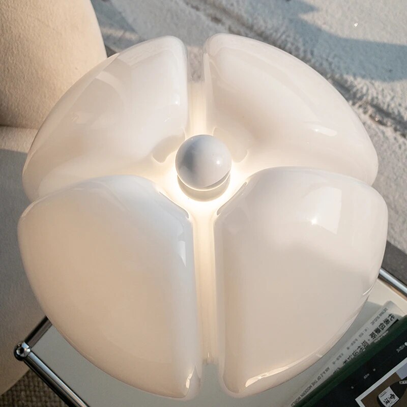 Dimmable Flower-Shaped LED Table Lamp