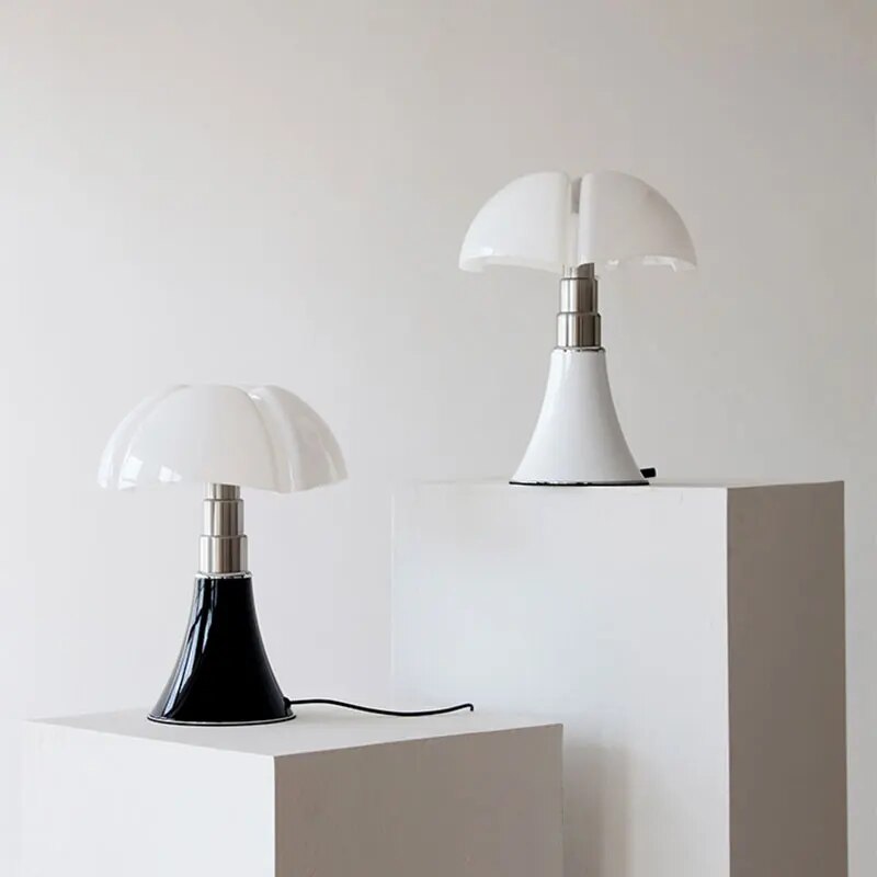 Dimmable Flower-Shaped LED Table Lamp