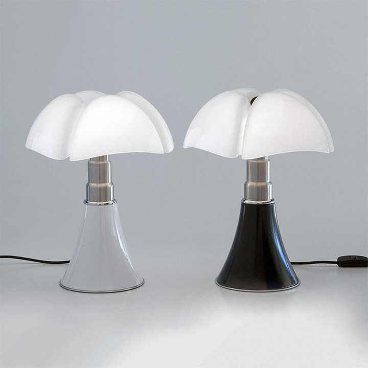 Dimmable Flower-Shaped LED Table Lamp