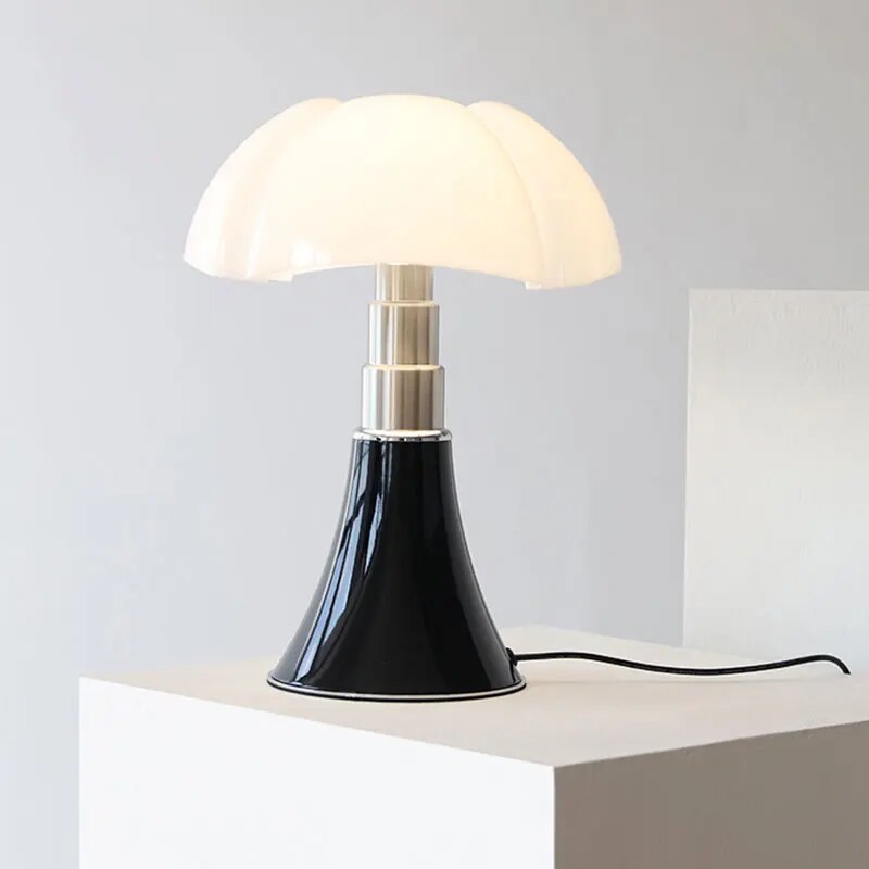 Dimmable Flower-Shaped LED Table Lamp